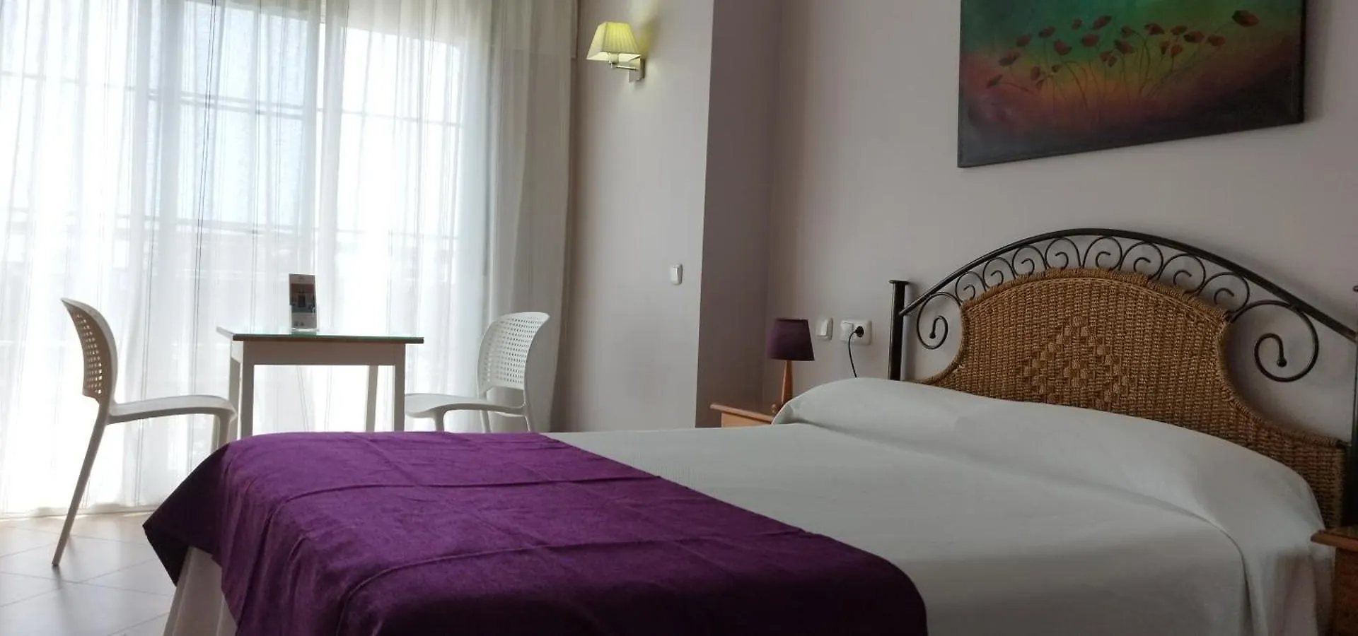 Hotel Miraya Beach Torre Del Mar 2*,  Spain