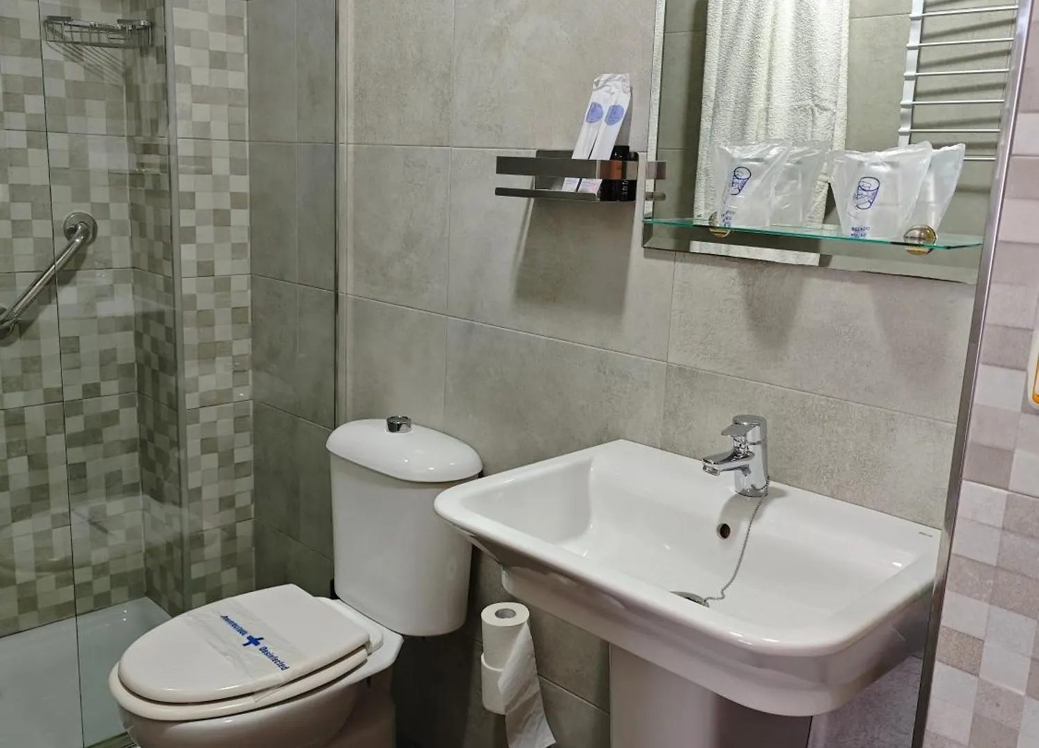 Hotel Miraya Beach Torre Del Mar